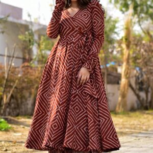 Women Poly Cotton Green Yarn Dyed Kurta Comfort Pant Dupatta